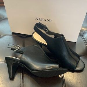 Alfani black shoe with opened toe